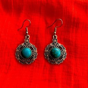 Beautiful turquoise earrings- brand new!